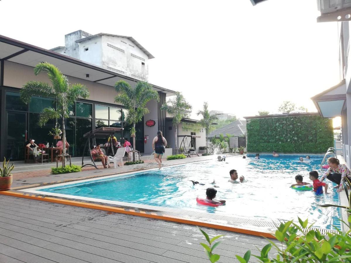 J.P.Grand Hotel Trat Exterior photo