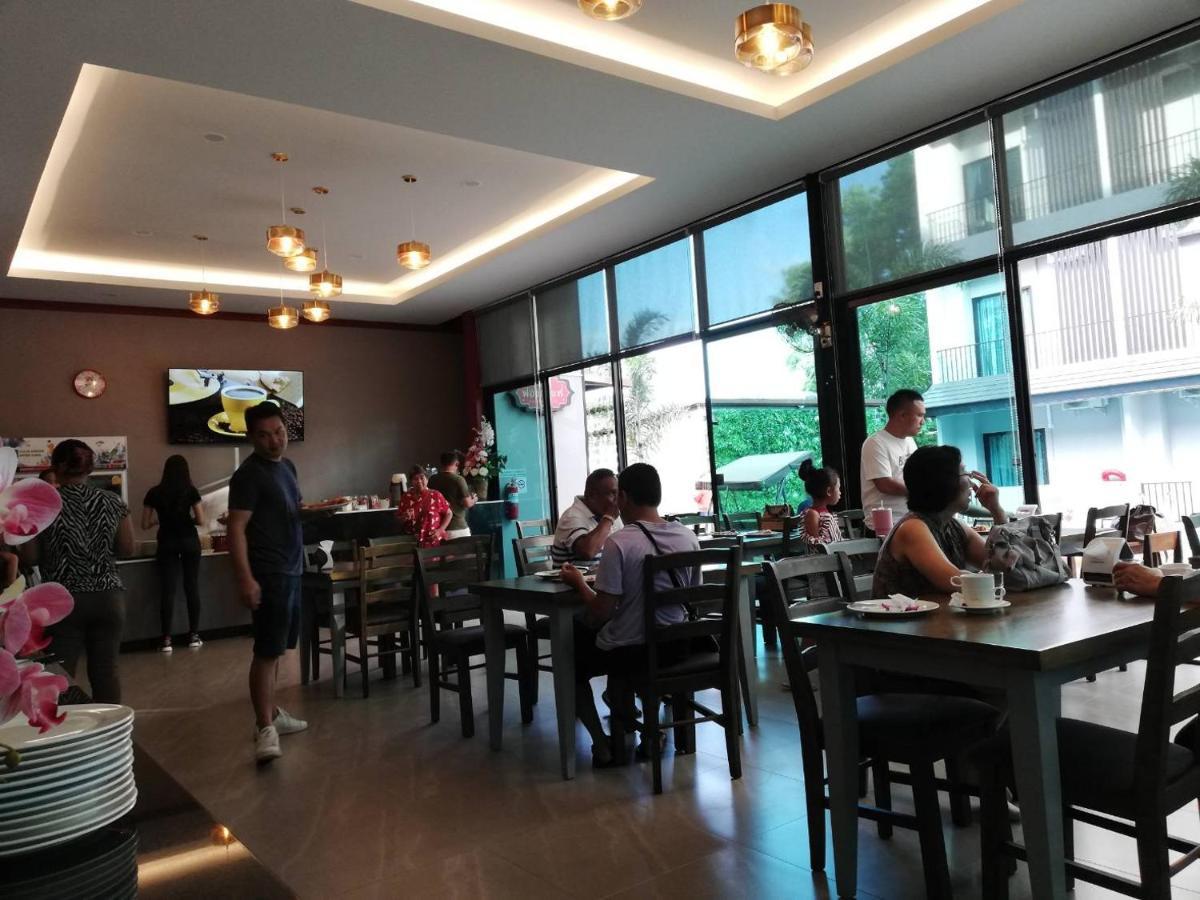 J.P.Grand Hotel Trat Exterior photo