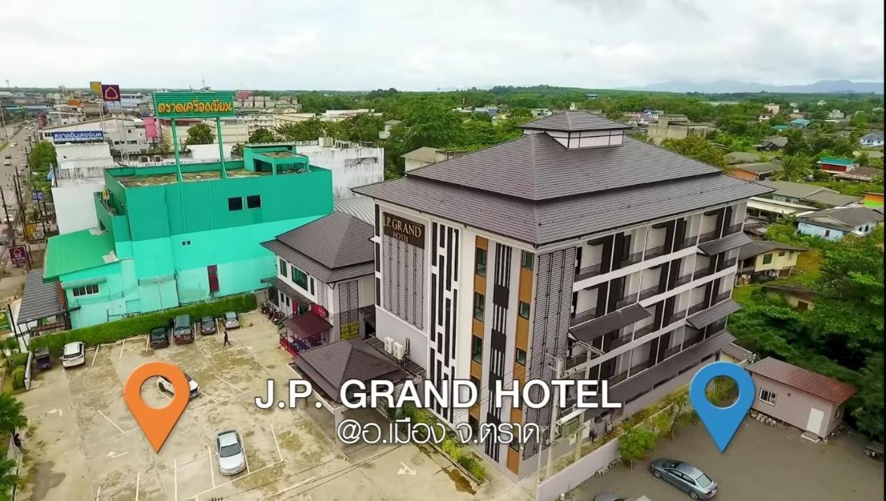 J.P.Grand Hotel Trat Exterior photo