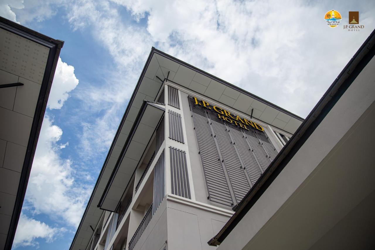 J.P.Grand Hotel Trat Exterior photo